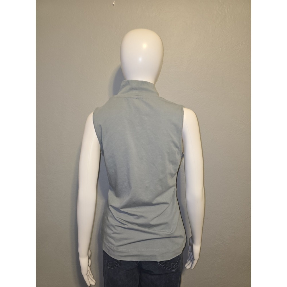 NWT Athleta Outbound Tank Sage Green Athleisure Yoga Running Lightweight Sz S - Picture 2 of 8